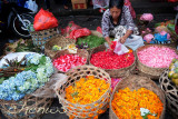 Florist at Ubud market _CWS7709.jpg