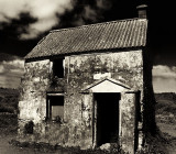 deserted house 2.jpg