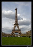 La torre Eiffel des dels Champs de Mars