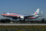 AMERICAN BOEING 737 800 LAX RF IMG_3470.jpg