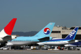 JAL KOREAN AIR ANA TAILS LAX RF IMG_0951.jpg