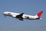 JAPAN AIRLINES BOEING 777 200 HND RF IMG_5064.jpg