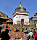 Neighborhood stupa