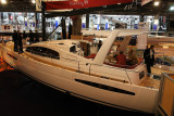 Le Feeling 55 du chantier Alliaura Marine, la plus grosse unite du salon, superbe et impressionnant !