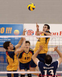 Queen's Vs Windsor M-Volleyball 02-06-10