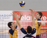 Queen's Vs Toronto M-Volleyball 02-26-10