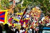 March to the Chinese Embassy. 1st day.