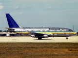 B737-200 C6-BFJ