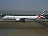 B777-300  A6-ECF