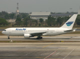 B767-200 EI-GBA