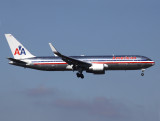 B767-300  N377AN