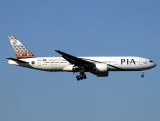 B777-200  AP-BHX