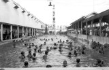 1921 - Swimmers at Smith's Casino