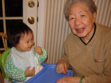 太婆給聚聚吃點心