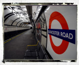 Gloucester Road station, sunday morning, 07:18:28