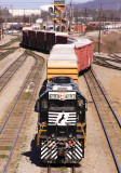 NS 6193 is wokring the hump at Debutts