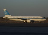 1653 12th December 07 9K-AKD State of Kuwait A320 at Sharjah Airport.JPG