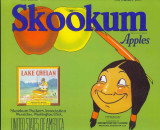 Skookum Apples  ( Worlds Best Know Apple Label)