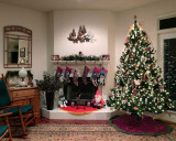 LIVING ROOM - DECORATED FOR CHRISTMAS