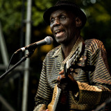 Oliver Mtukudzi & Black Spirits - Portland 003