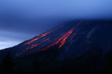 156 Volcan Arenal lava.jpg