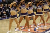 Washington Huskies cheerleaders