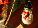 Frosty squares off with Santa