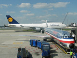 MD-80 and 747