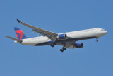 Delta Airbus A330-300 N801NW