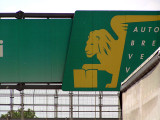 sir - P5060103 highway lion sign.jpg