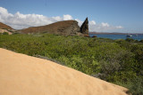 Trail between two beachs, Bartolomé Island
