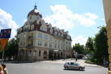 Resident - Hotel