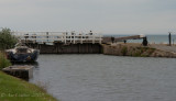  Lock gates