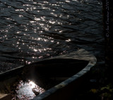 Un bateau sur le lac