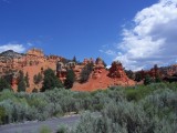 Driving into Bryce Canyon