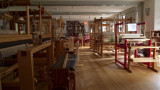 Then we stop at a Swedish weavers where they teach weaving. Heres their classroom!
