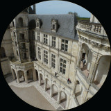 Chambord cour ouest-40684.jpg