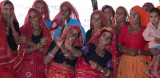 Vishnoi ladies singing and dancing