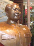 Chinatown, Bust of Mao