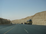 Jalan yg membelah gunung Tuwaiq - Riyadh