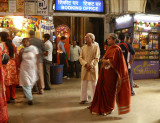 Commuters, Victoria Terminus, Mumbai, India, 2008