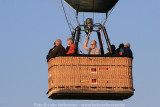 VANUIT EEN VOLGWAGEN Ballonvaart Oud-Turnhout Loenhout (23.4.2009)