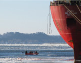 les canotiers devant le bateau