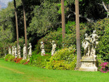 Allée des statues