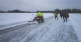 004 - de baan wordt netjes geveegd