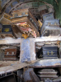 Recoleta Cemetery - Crypt Chaos