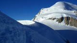 les terres rouges et le mur de la cote