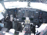Cockpit 737.JPG