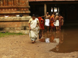 A group of pilgrims in Trivandrum.jpg