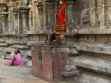 At the temple of Tiruvanamalai.jpg